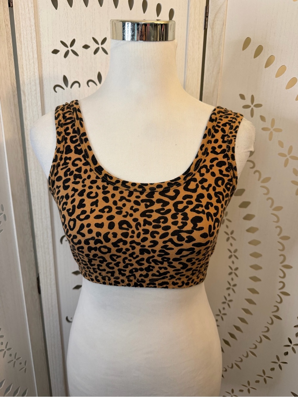 Leopard Print Scoop Neck Crop Tank Top - Tan/Black
